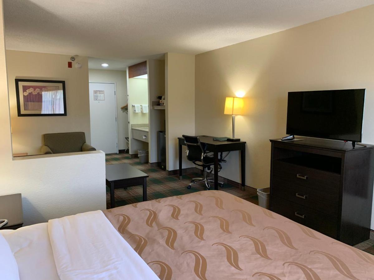 Quality Inn Montgomery South Hope Hull Exteriör bild