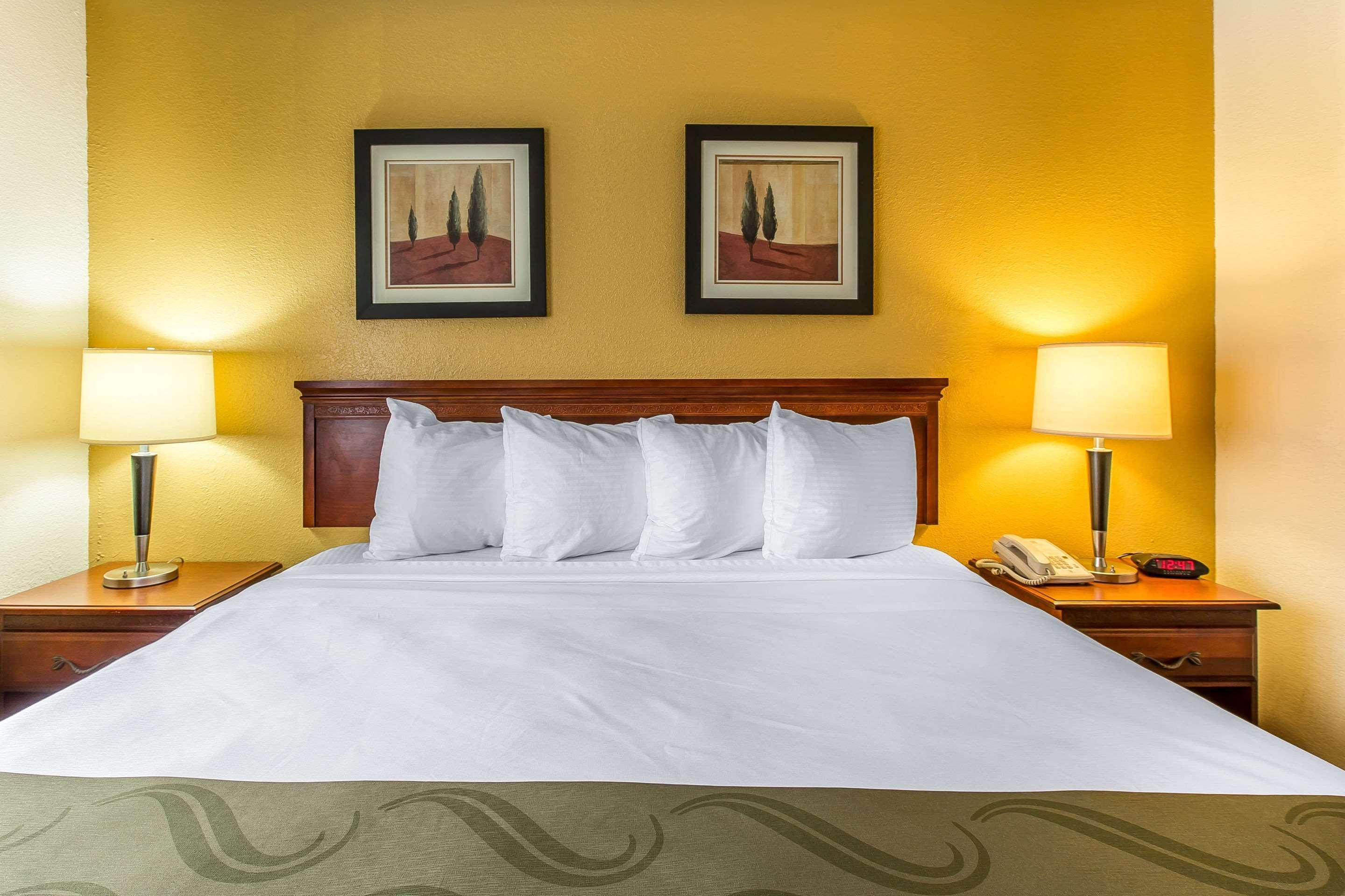 Quality Inn Montgomery South Hope Hull Exteriör bild