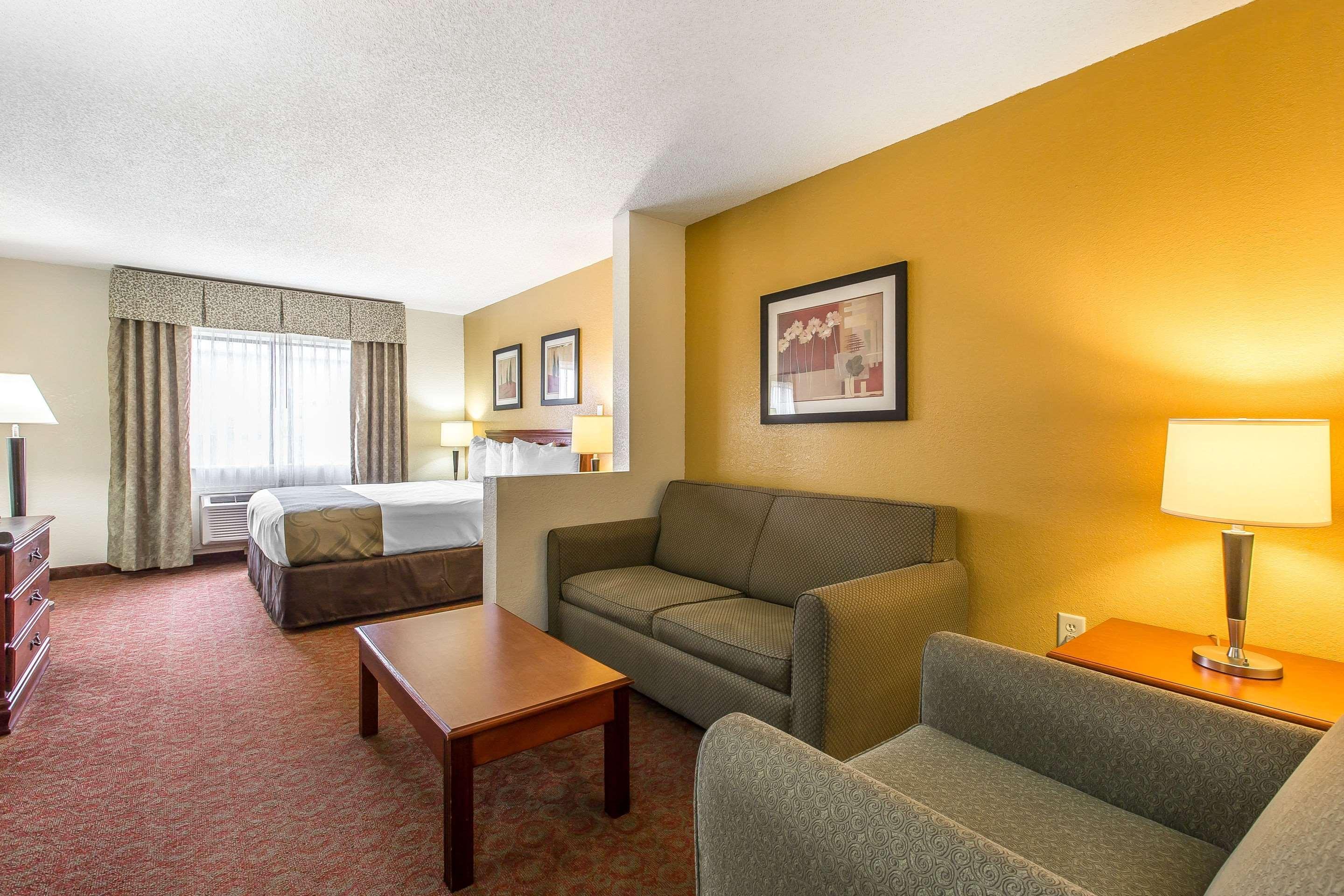 Quality Inn Montgomery South Hope Hull Exteriör bild